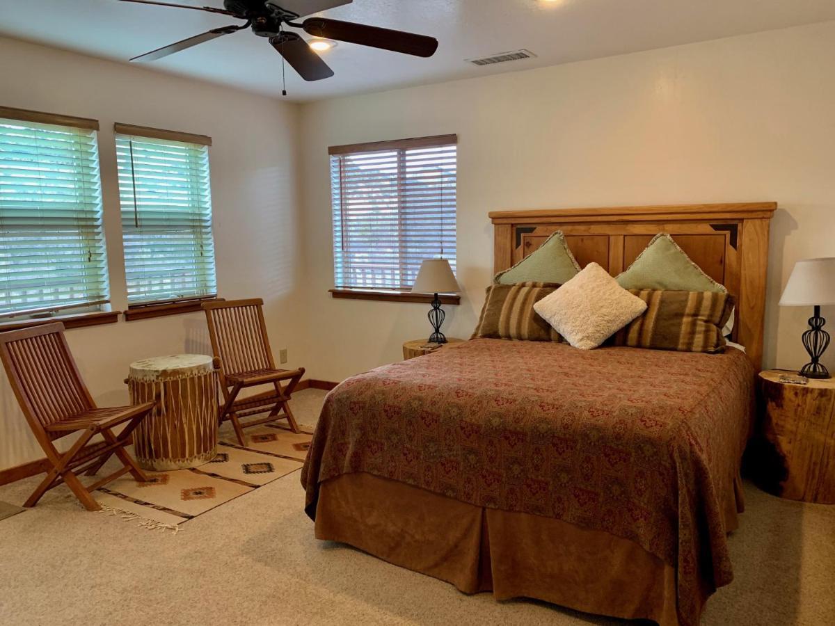 Slot Canyons Inn Bed & Breakfast إيسكالانتي المظهر الخارجي الصورة